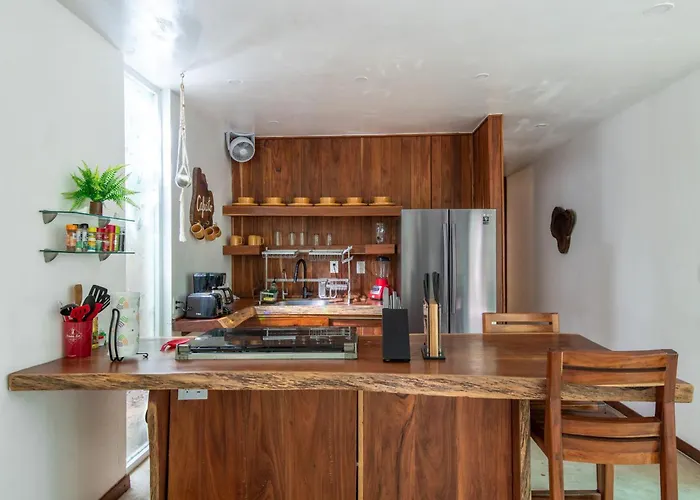 Apartamento Private Jungle With Full Kitchen & Pool Access *